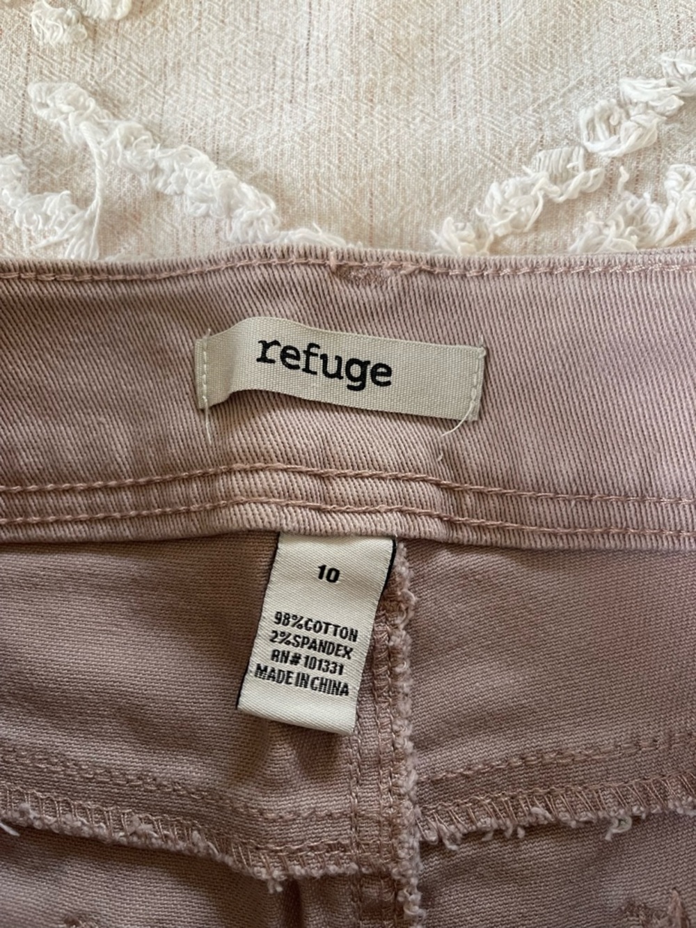 Shorts - Picture 3 of 8